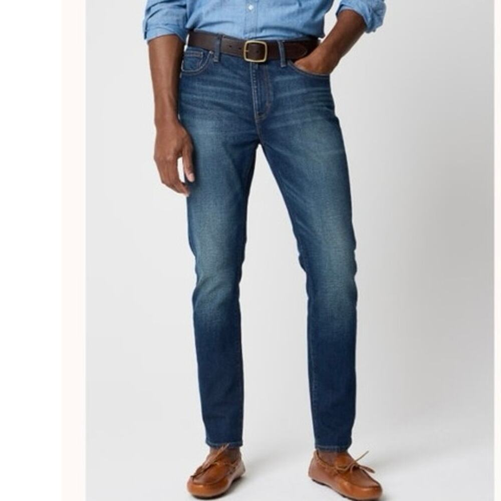 J. Crew Slim-fit jean in signature flex Dark Wash Size 31x30